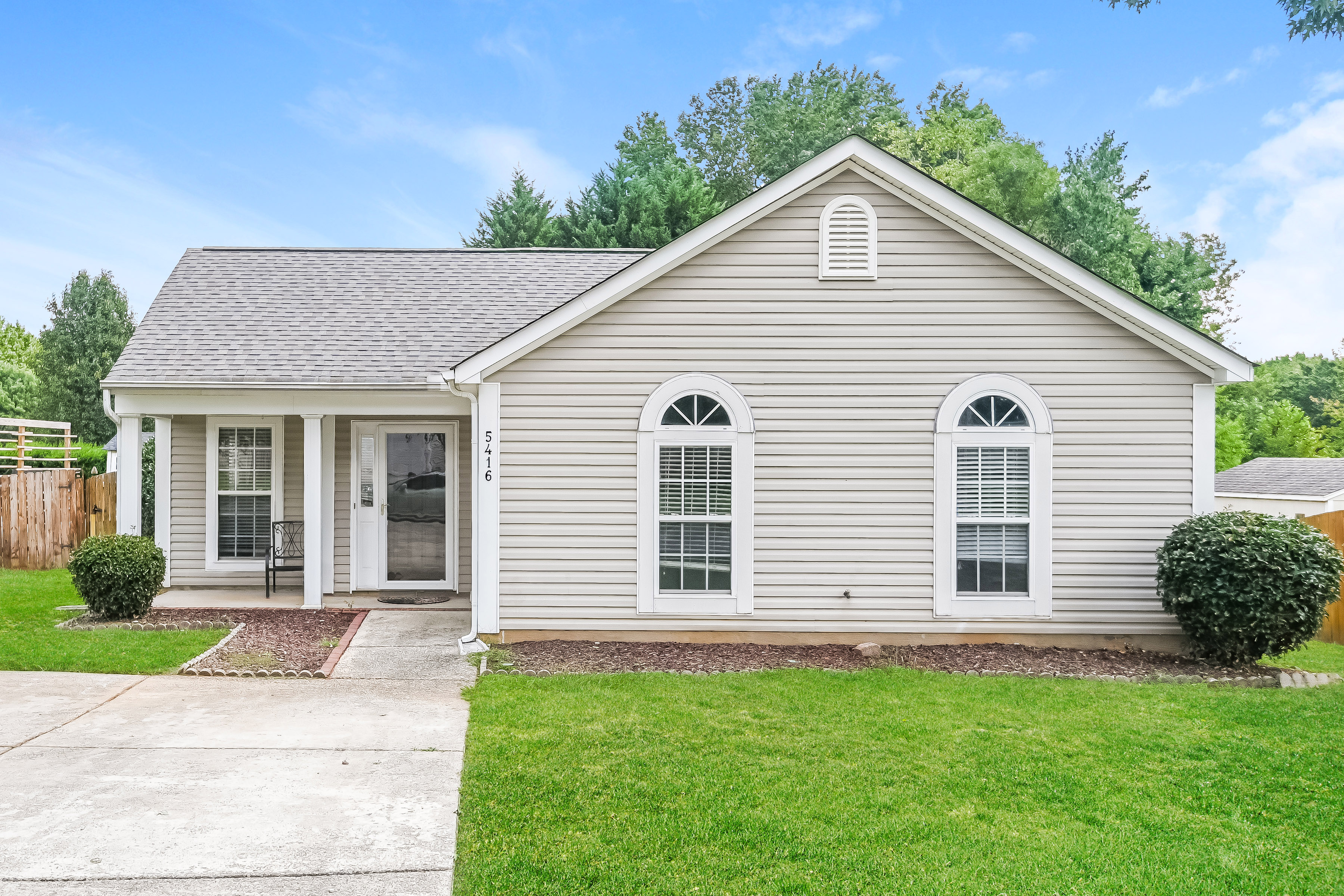 5416 Scarlet Sage Dr Charlotte, NC 28215
